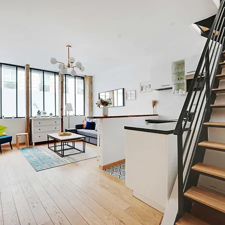 Amazing Duplex 2br Republique Magenta Appartamento
